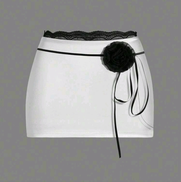 Color Block Lace Trim Floral Tie Waist White Mini Skirt - Picture 1 of 4